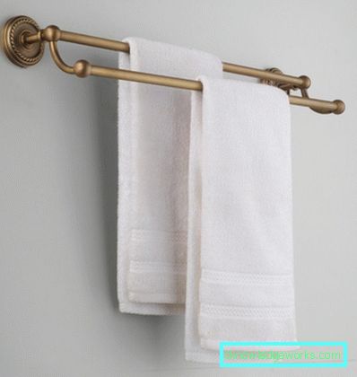Toallero en el baño