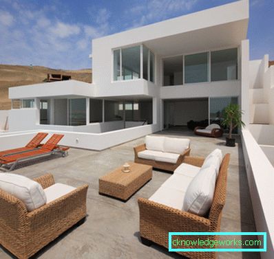 Sofá al balcón - 80 fotos de las mejores modelos del interior.