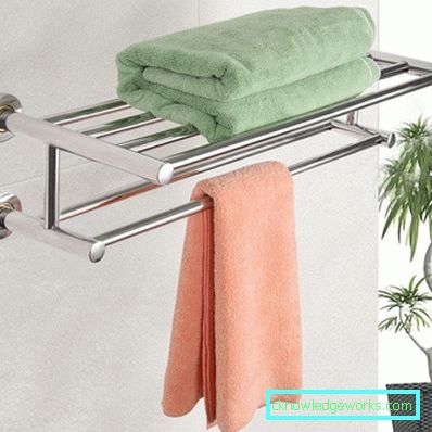 Toallero en el baño