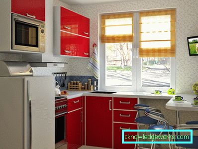 Diseñe cocinas de esquina de diferentes tamaños con un refrigerador. Diseñe cocinas de esquina de diferentes tamaños con un refrigerador.