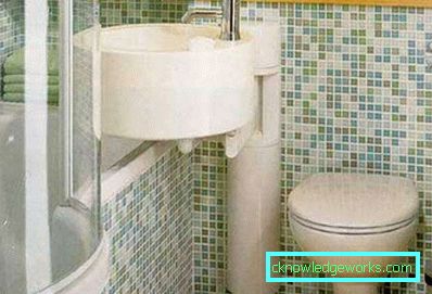 Baño pequeño de 2 metros cuadrados.