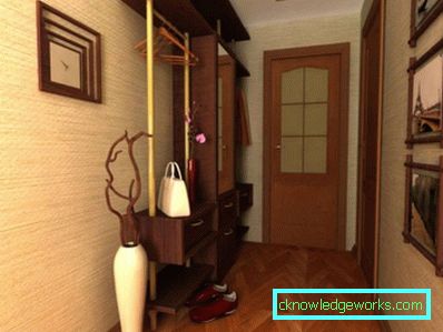 Muebles en un pasillo largo y estrecho - foto del pasillo y características interiores