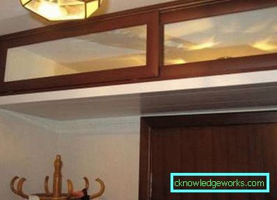 Muebles en un pasillo largo y estrecho - foto del pasillo y características interiores
