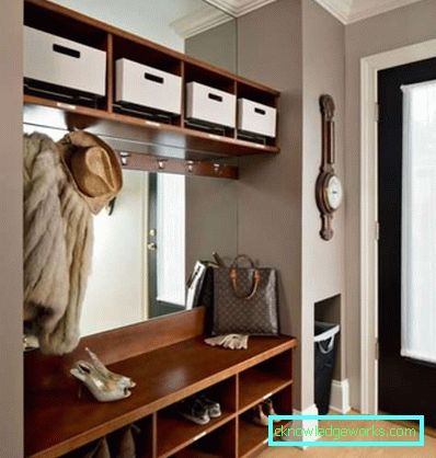 Muebles en un pasillo largo y estrecho - foto del pasillo y características interiores