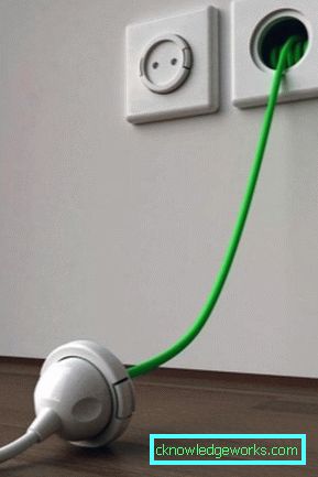 Zócalo para el refrigerador. Zócalo para el refrigerador.